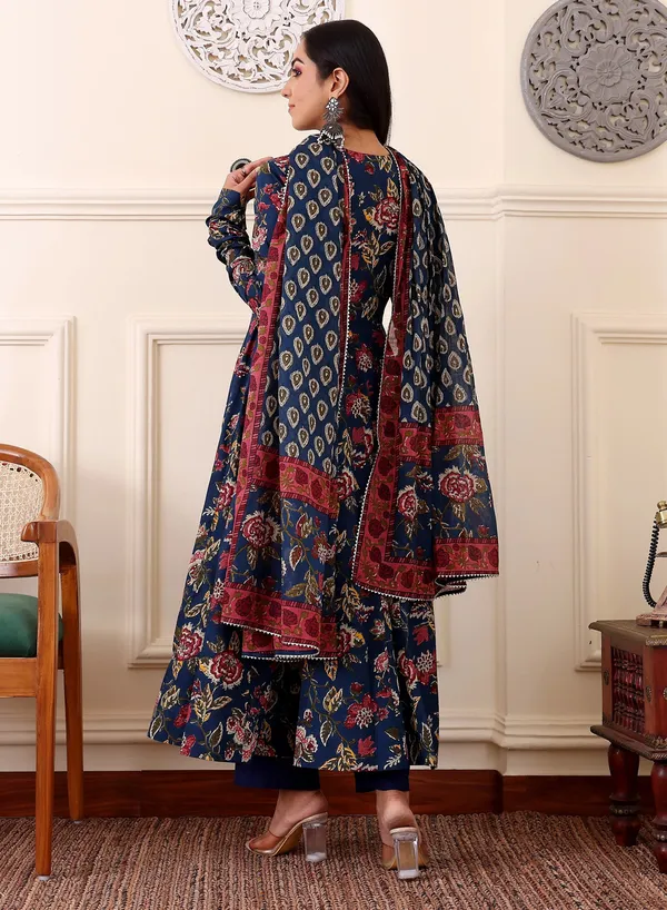 Women_Ethnic_Classic_Comfort_Everyday_Kurti_set