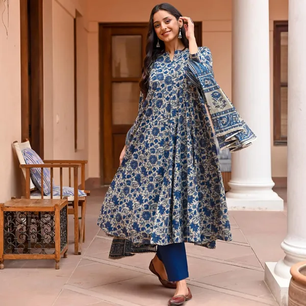 Women_Ethnic_Classic_Comfort_Everyday_Kurti_set