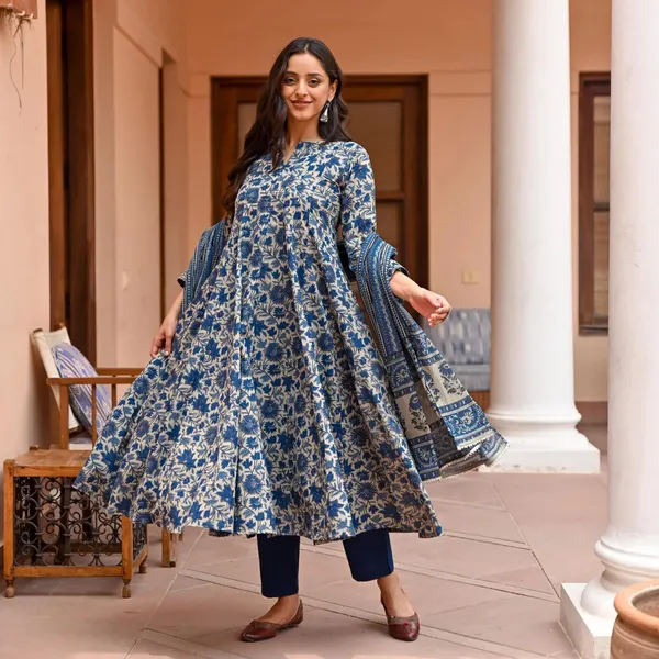 Women_Ethnic_Classic_Comfort_Everyday_Kurti_set
