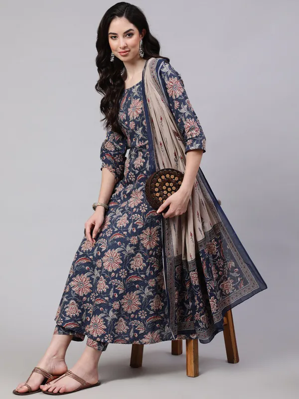 Women_Ethnic_Classic_Comfort_Everyday_Kurti_set