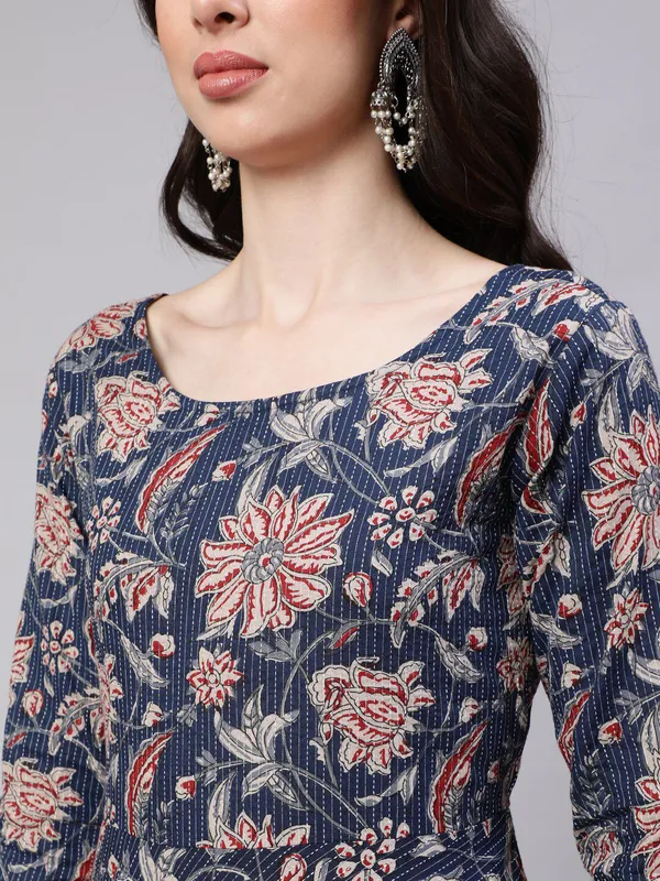 Women_Ethnic_Classic_Comfort_Everyday_Kurti_set