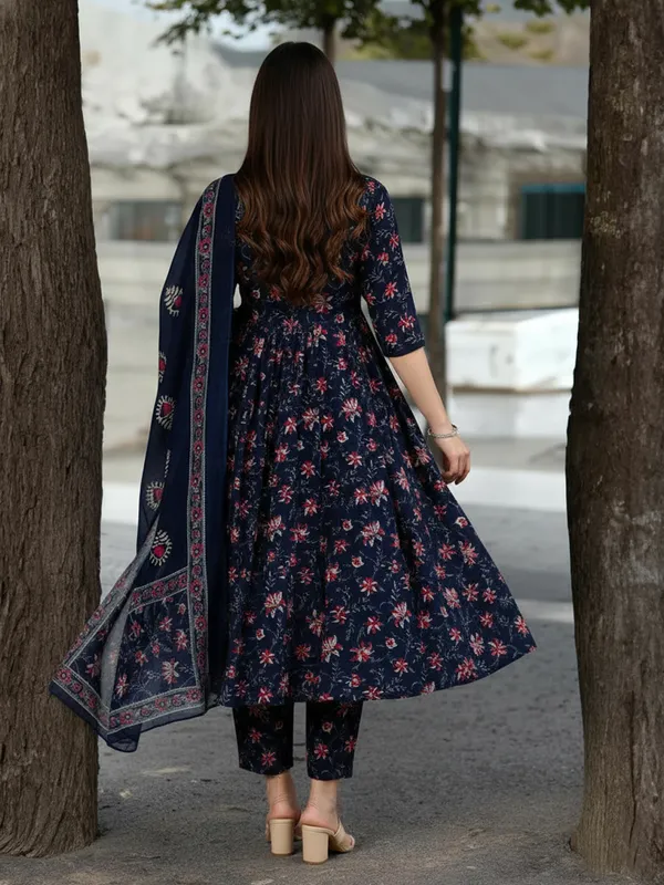 Women_Ethnic_Classic_Comfort_Everyday_Kurti_set