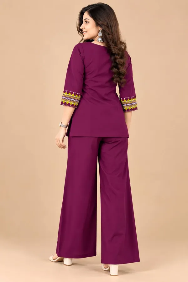Women_Ethnic_Dhabu_cotton_With_Embroidery_Work_Dhabu_cotton_Co-Ord_Set
