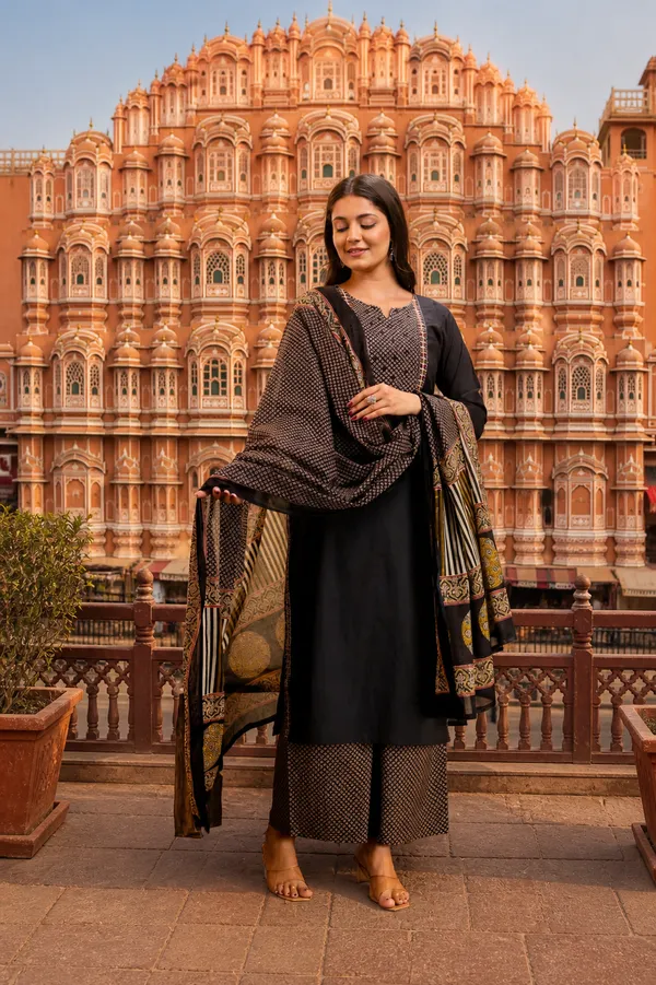 Black_Embroidered_Kurta_Pant_Set_With_Designer_Printed_Dupatta_|_Festive_&_Party_Wear_Ethnic_Suit