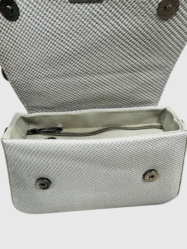 Textured_Grey_Top_Handle_Handbag_With_Flap_Closure