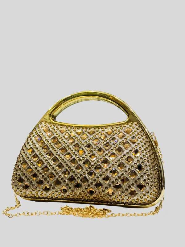 Golden_Crystal_Mesh_Evening_Clutch_Bag_With_Chain_Strap