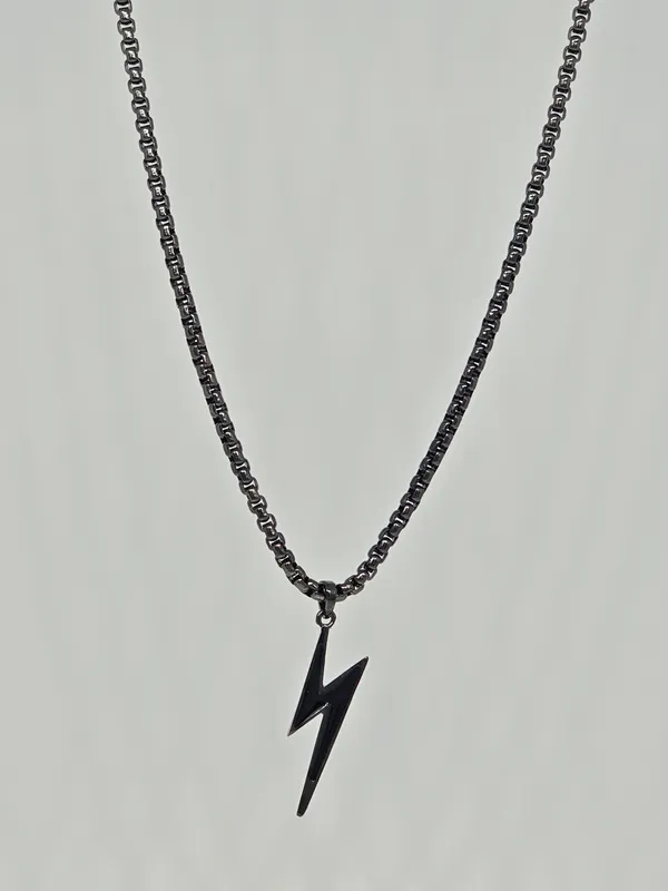 Lightening_Bolt_Pendant_Black