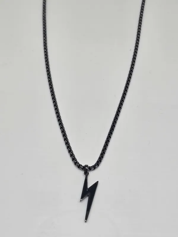 Lightening_Bolt_Pendant_Black