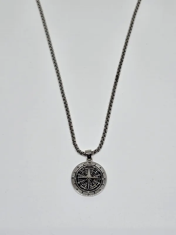 True_North_Compass_Pendant_Silver