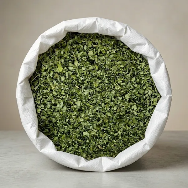 Fresh_Moringa_Leaves_(Drumstick_Leaves)_-_Premium_Quality