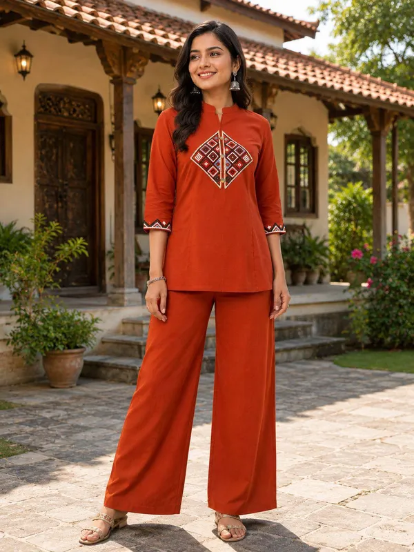Rayams__Embroidery_Work_Dhabu_cotton_Co-Ord_Set