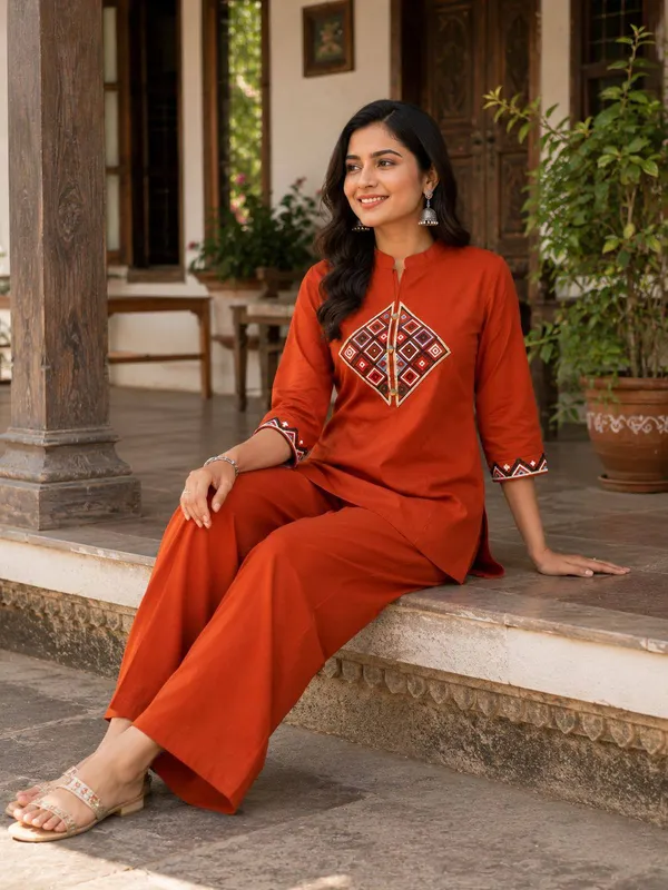 Rayams__Embroidery_Work_Dhabu_cotton_Co-Ord_Set