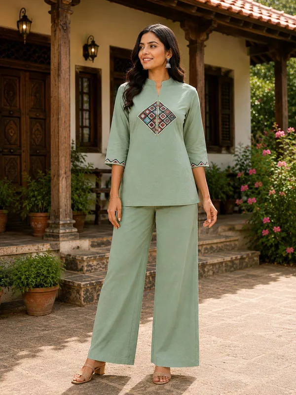 Rayams__Embroidery_Work_Dhabu_cotton_Co-Ord_Set