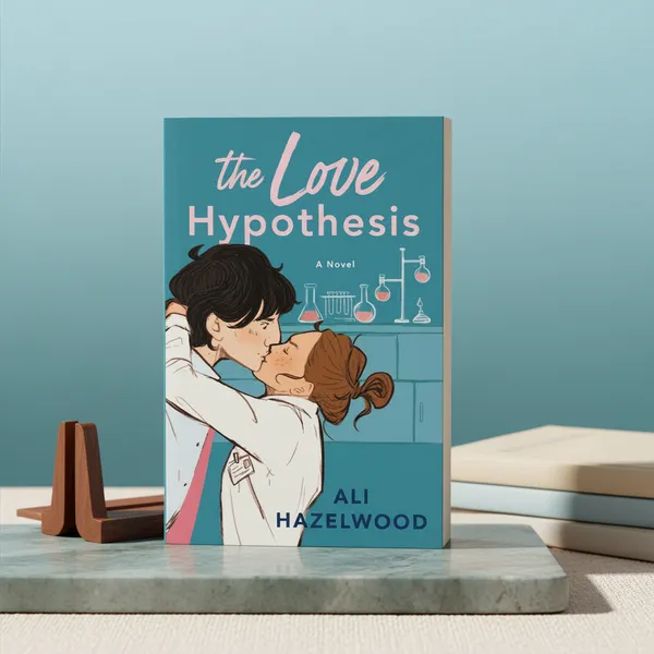 The_Love_Hypothesis_Paperback_Ali_Hazelwood