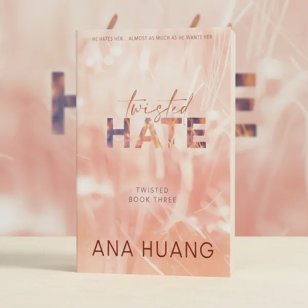 Twisted_Hate_Paperback_Ana_Huang