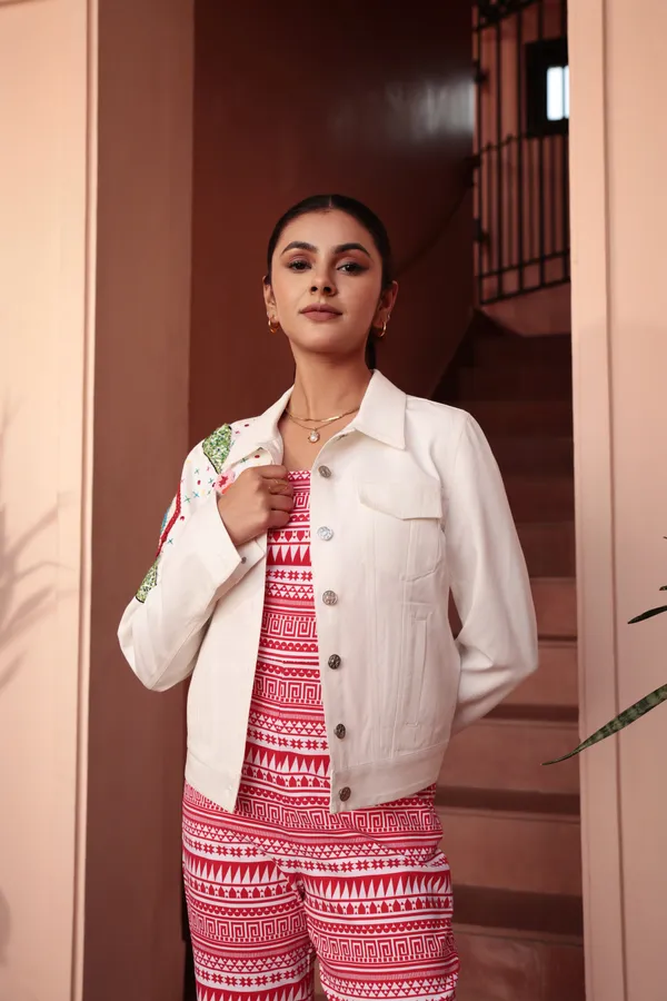 Ivory_Moss_Crepe_Embroidered_Fringe_Jacket_For_Women