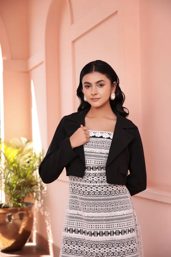 Monochrome_lace_Sculpted_strappy_Dress_For_Women
