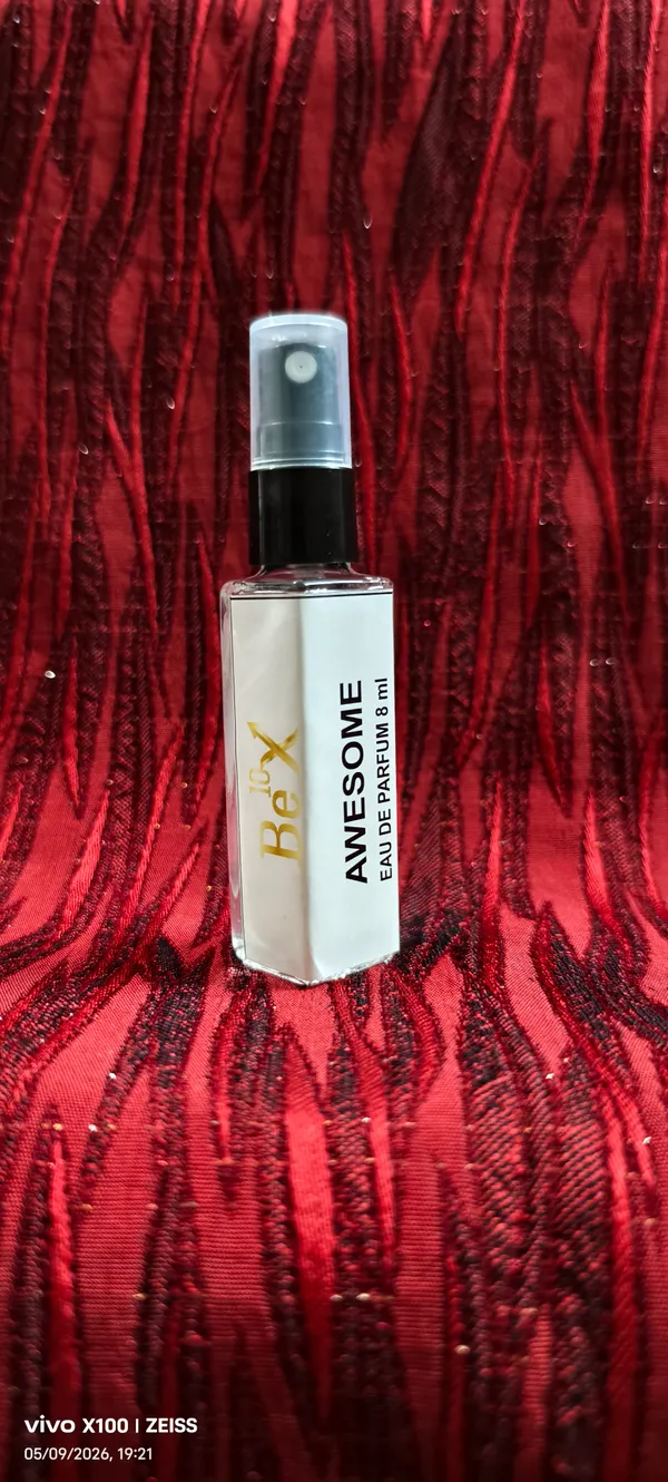 Awesome_Eau_De_Parfum_8_Ml_Travel_Size_Perfume_Spray