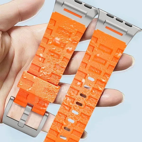 Silicone_Sport_Band_with_Metal_Connector_for_Apple_Watch