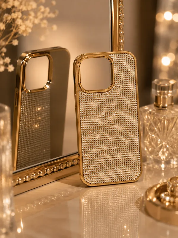 Luxury_Gold_Crystal_Rhinestone_Case_for_iPhone_16_Pro