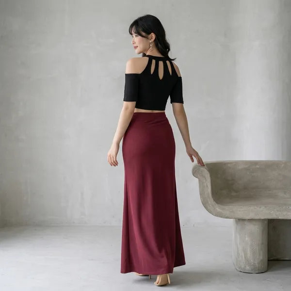 Black_Cotton_Lycra_Cold_Shoulder_Cutout_Neckline_Crop_Top_For_Women