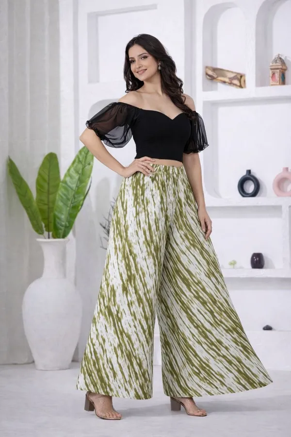Green_Viscose_Lycra_Striped_High_Waist_Wide_Leg_Palazzo_Pants_For_Women