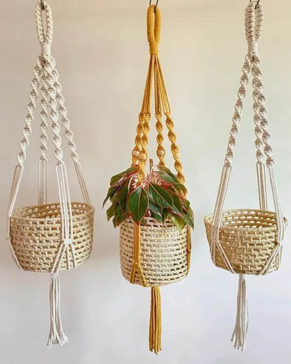 Macrame_Plant_Hanger_Hanging_Macrame_Planters_Multi_Colour