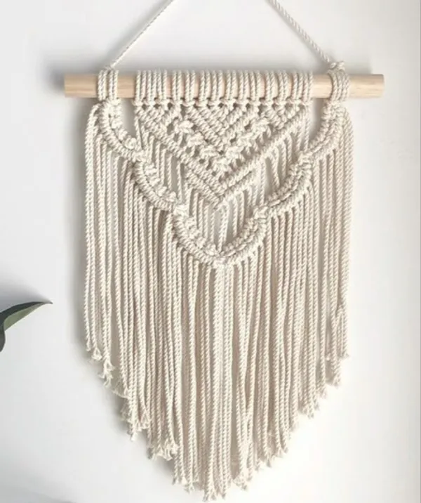 Aesthetic_Small_Macrame_Wall_Hanging_fro_decoration