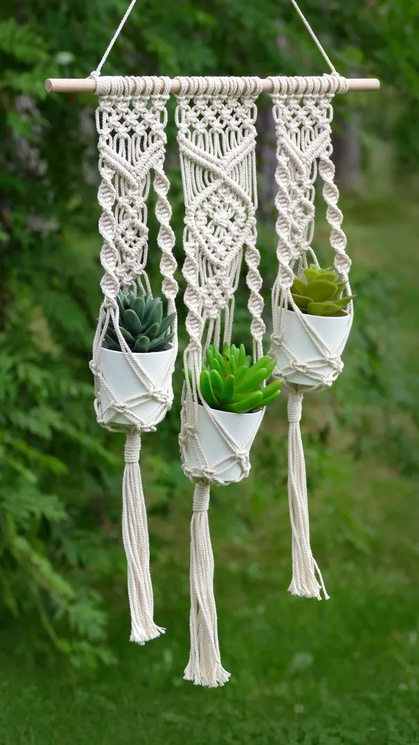 Macrame_Plant_Hanger_|_Macrame_Hangers_for_Plants_Online