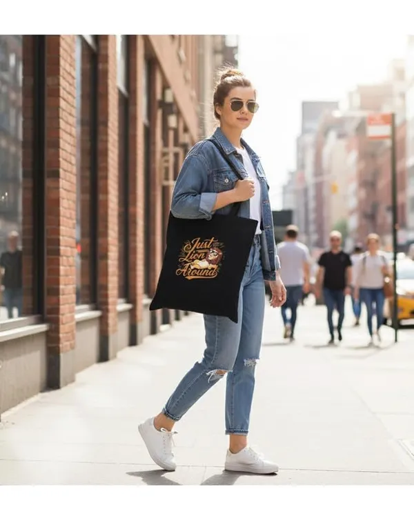 Black_Canvas_Lion_Print_Tote_Bag_For_Women