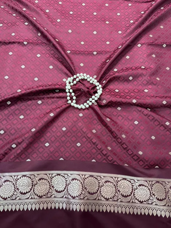 Maroon_Mashru_Katan_Silk_Premium_And_Elegant_Saree_For_Women