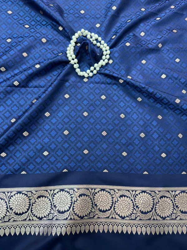 Navy_Blue_Mashru_Katan_Silk_Premium_And_Elegant_Saree_For_Women
