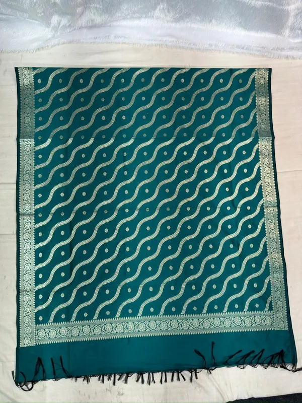 Teal_Green_butter_Silk_Premium_And_Elegant_Saree_For_Women