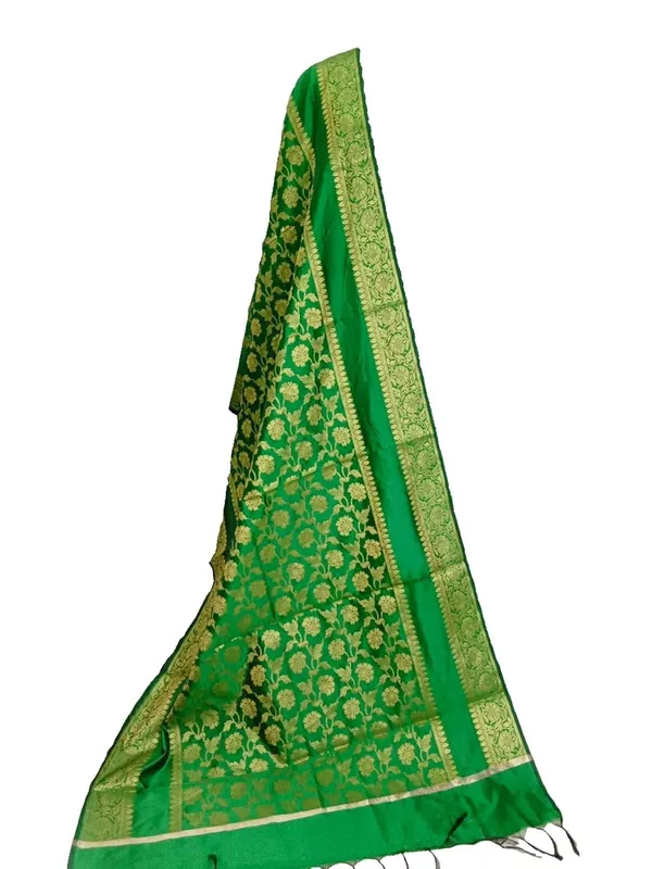 Green_Art_Silk_Premium_And_Elegant_Dupatta_For_Women