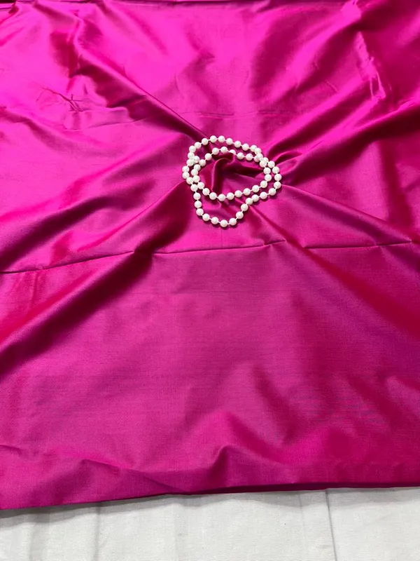 rani_butter_Silk_Premium_And_Elegant_Saree_For_Women