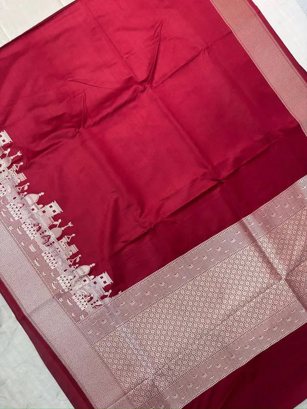 Red_Mashru_Katan_Silk_Premium_And_Elegant_Saree_For_Women