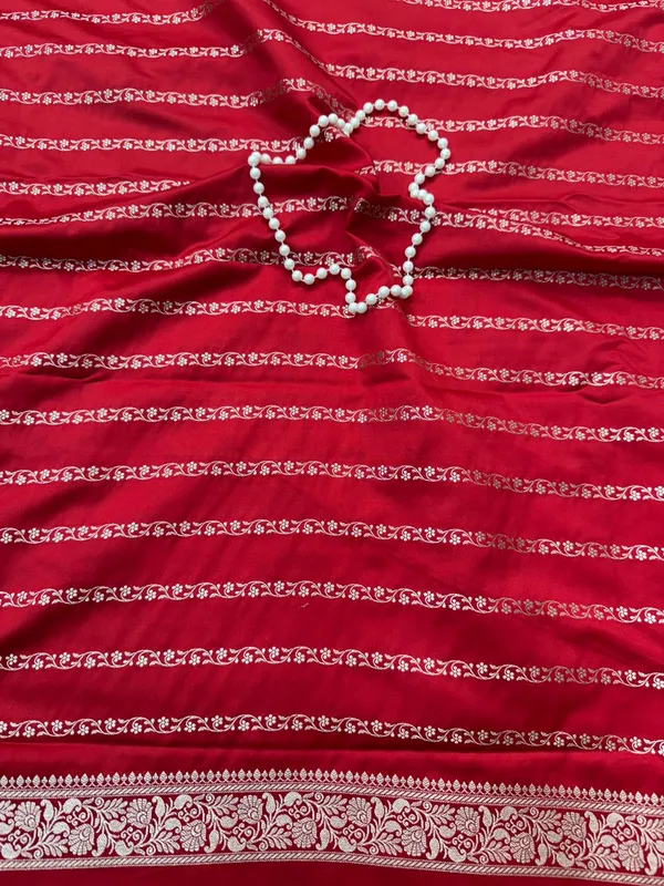 Red_Mashru_Katan_Silk_Premium_And_Elegant_Saree_For_Women