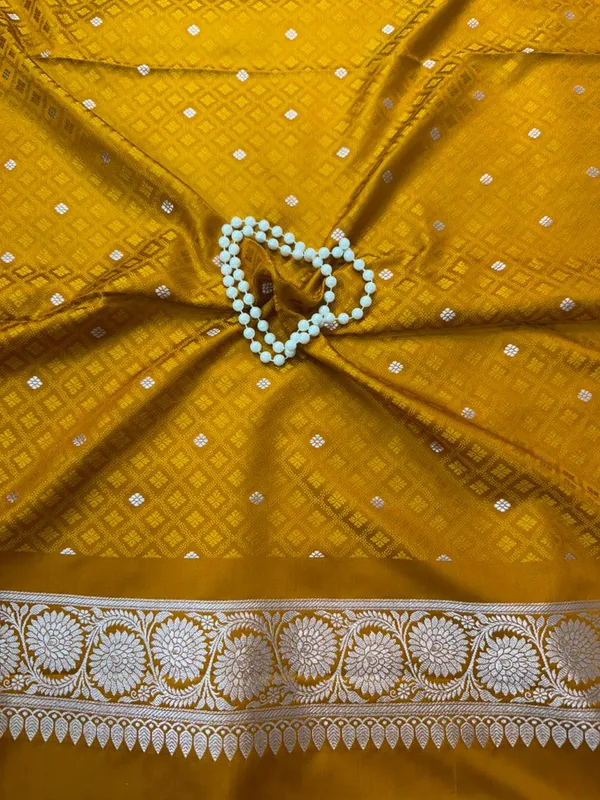 Mustard_Yellow_Mashru_Katan_Silk_Premium_And_Elegant_Saree_For_Women