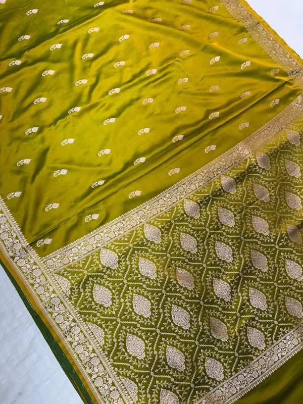 Olive_Green_Mashru_Katan_Silk_Premium_And_Elegant_Saree_For_Women