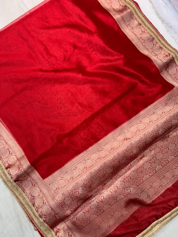 Red_Banarasi_tishu_Silk_Premium_And_Elegant_Saree_For_Women