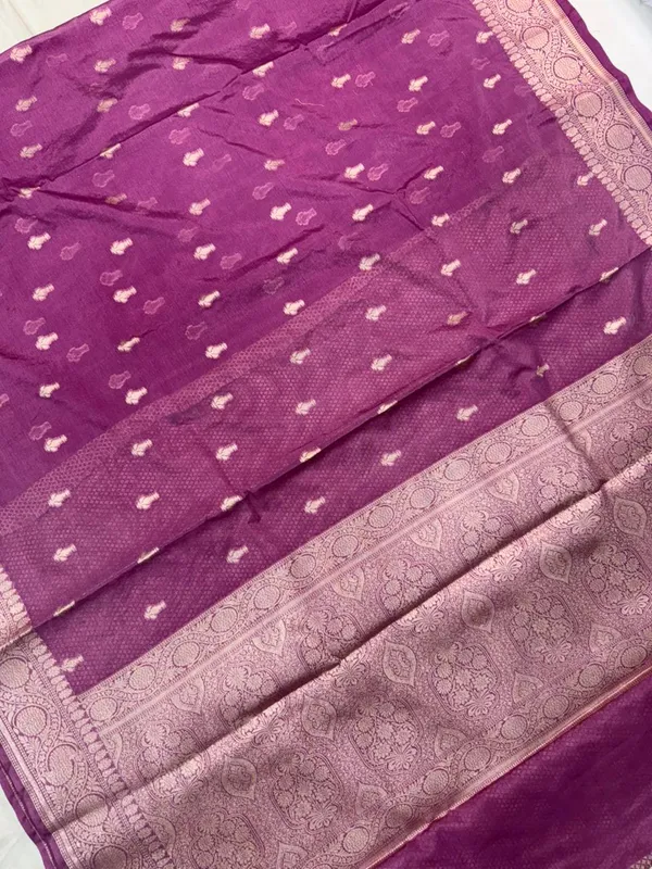 onion_banarsi_wom_Silk_Premium_And_Elegant_Saree_For_Women