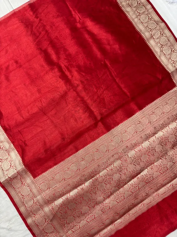 Red_Banarasi_tishu_Silk_Premium_And_Elegant_Saree_For_Women