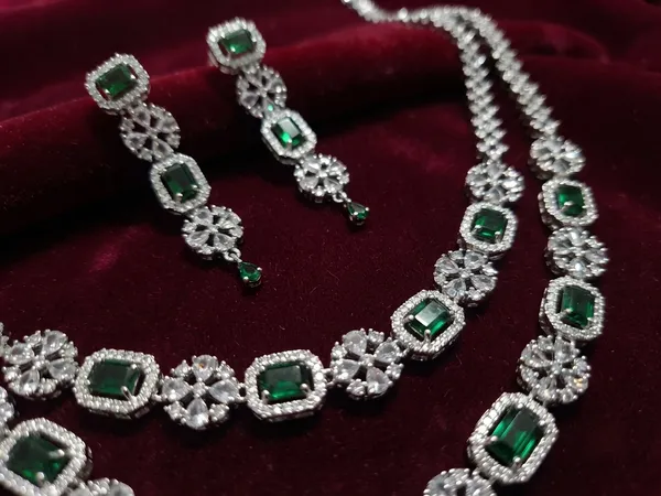 American_diamond_necklace_set
