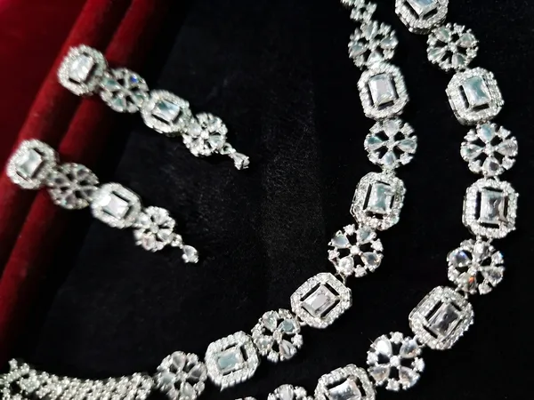 American_diamond_set