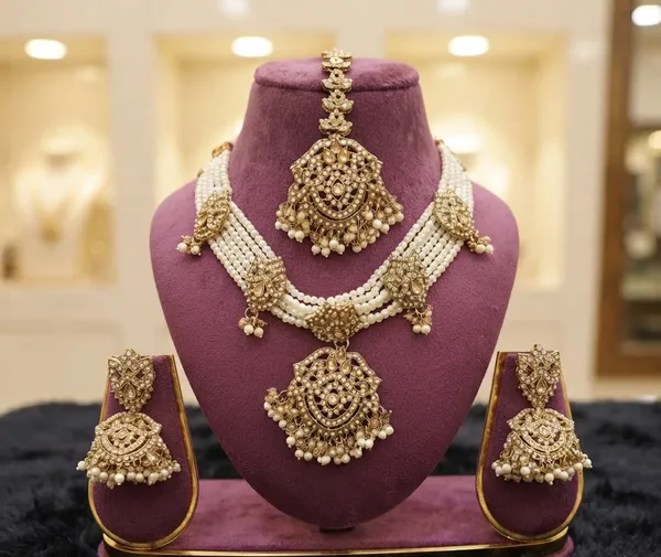 Necklace_choker_set