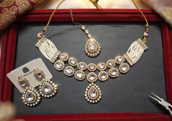 Ladli_Kundan_Neacklace