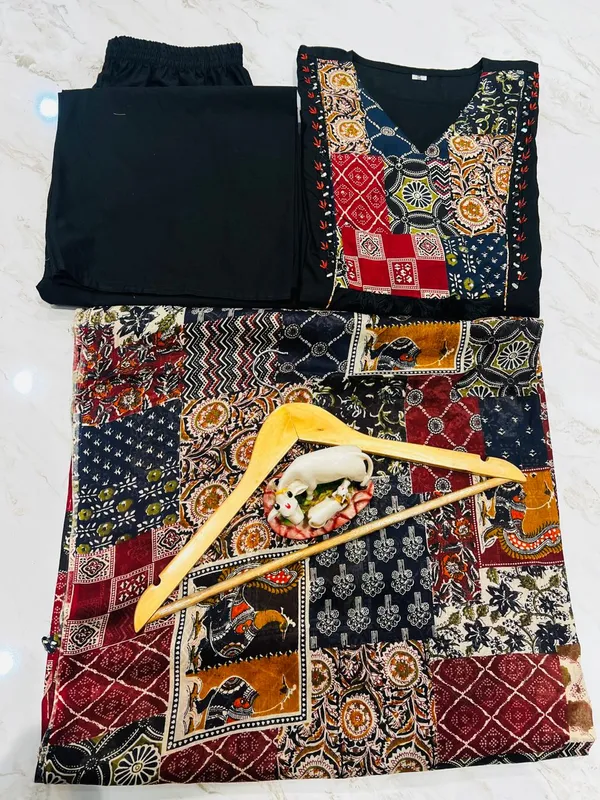 Black_Floral_Printed_Anarkali_Kurta_Set_with_Printed_Dupatta