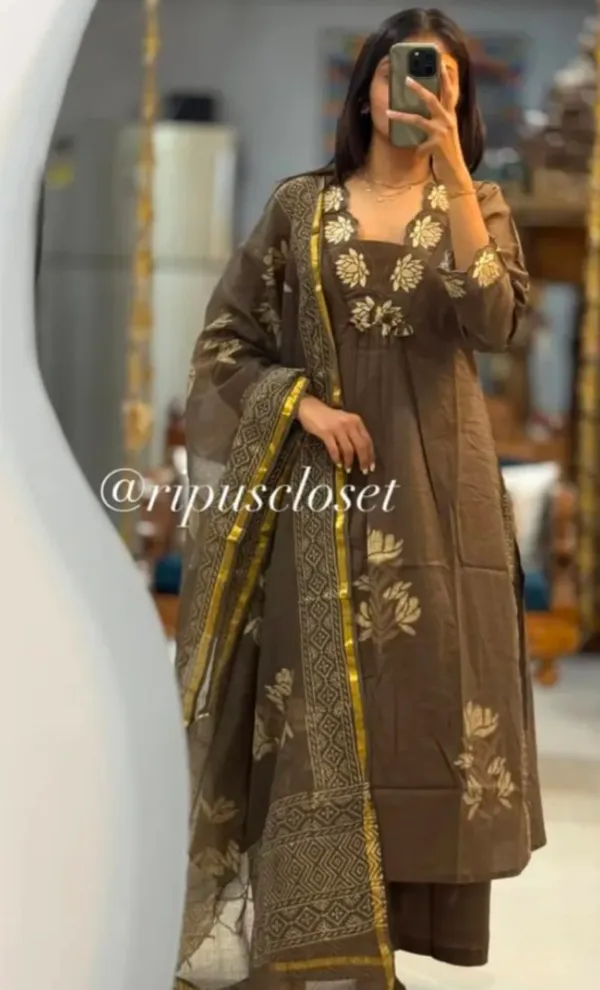 Coffee_Brown_Cotton_Kurta_Set_For_Women