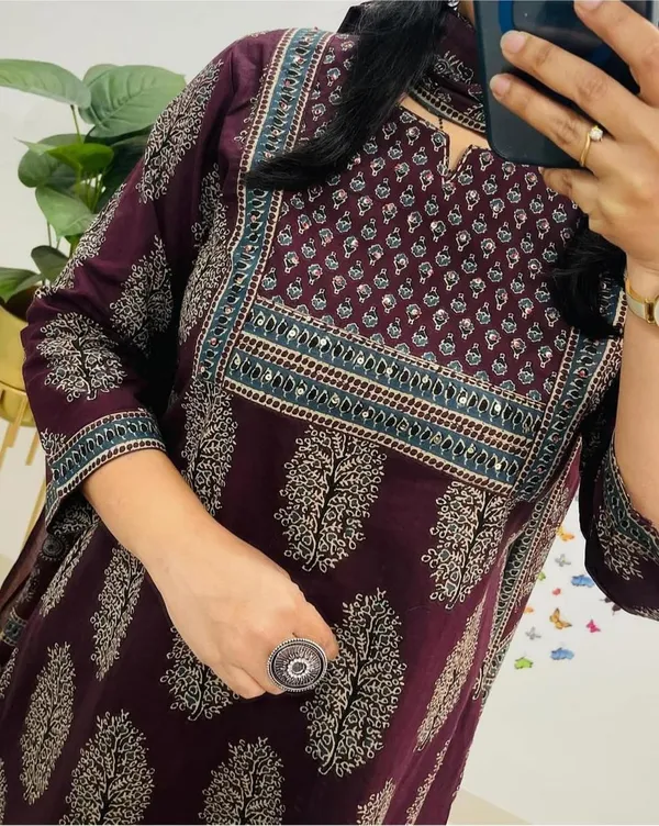 Wine_Cotton_Kurta_Set_For_Women