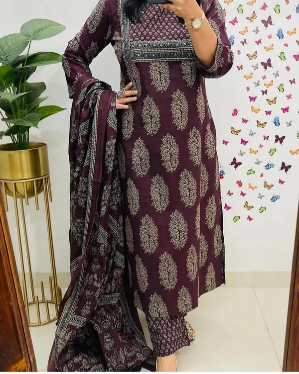 Wine_Cotton_Kurta_Set_For_Women